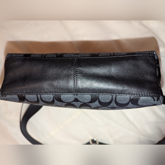 COACH CHARLES  Small Messenger Leather Signature Canvas Black Smoke EUC - Picture 8 of 14